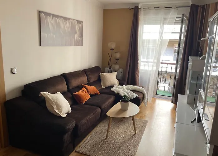 El Carmen Centro Con Garaje * 希洪