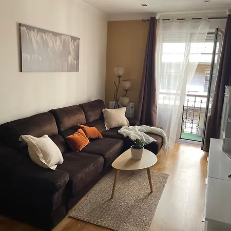 El Carmen Centro Con Garaje * 希洪